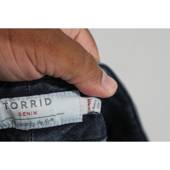 Torrid Denim Women Blue Jeans Swear By The Fit Jeggings Size 24R - Picture 3 of 11